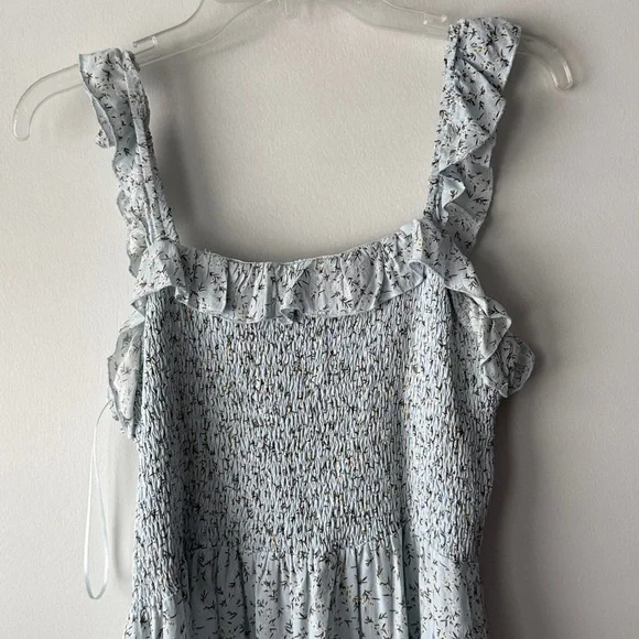 Natural Life smocked Megan dress in sky blue floral L - Picture 2 of 5